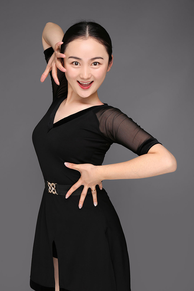 张冰清2.jpg 张冰清2.jpg